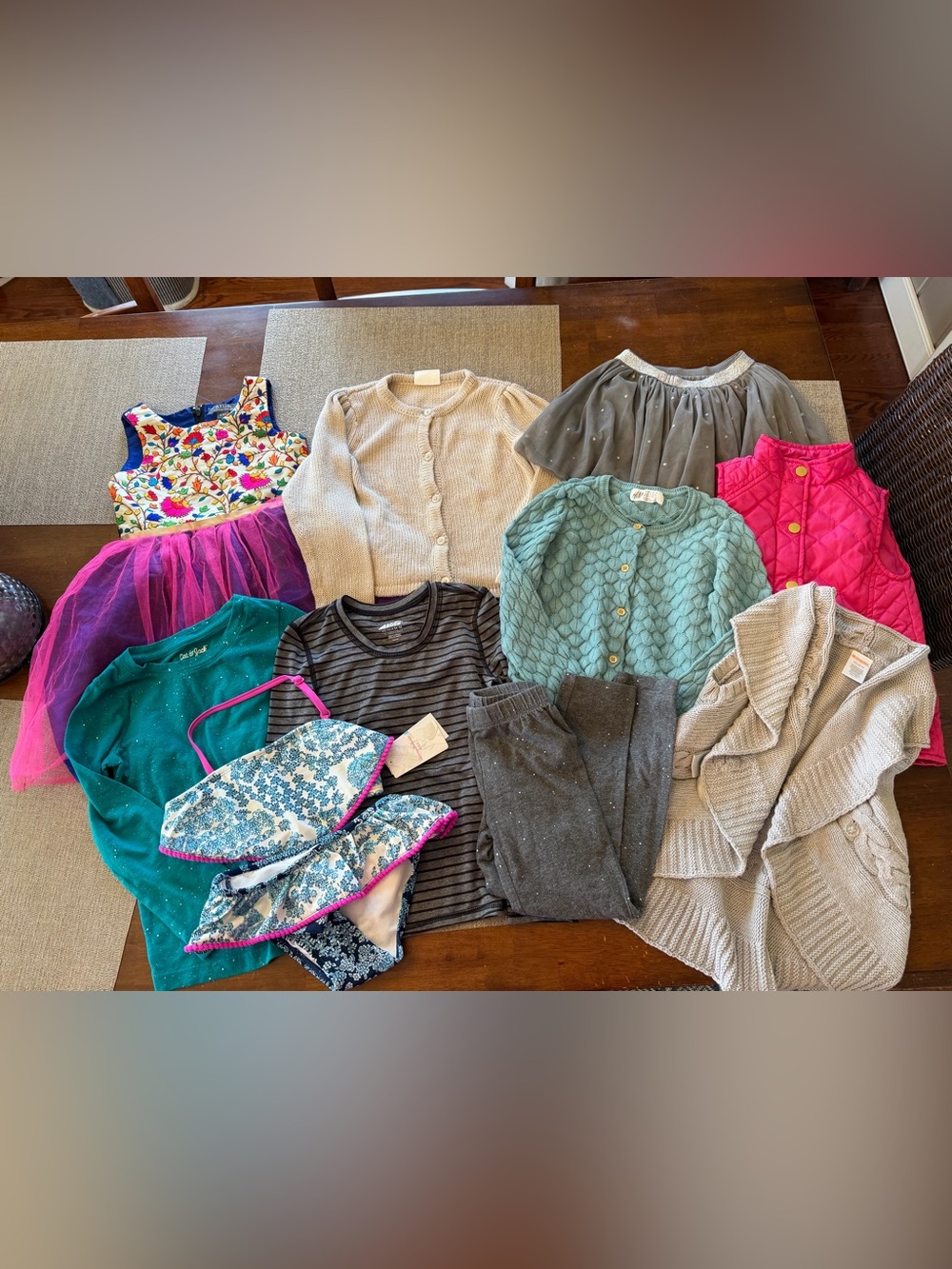 Kids lot of 4/5 clothing girls.  Mayoral, Tommy Bahama, H&M,‎ Gap, Gymboree